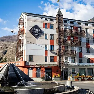 Vittoria 4*, Sondrio Italia