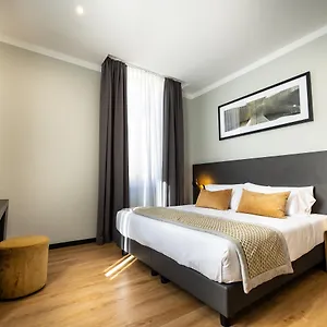 Hotel The Cross, Rzym
