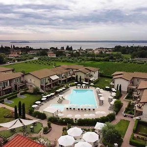 Garda 4*, Moniga del Garda Italia