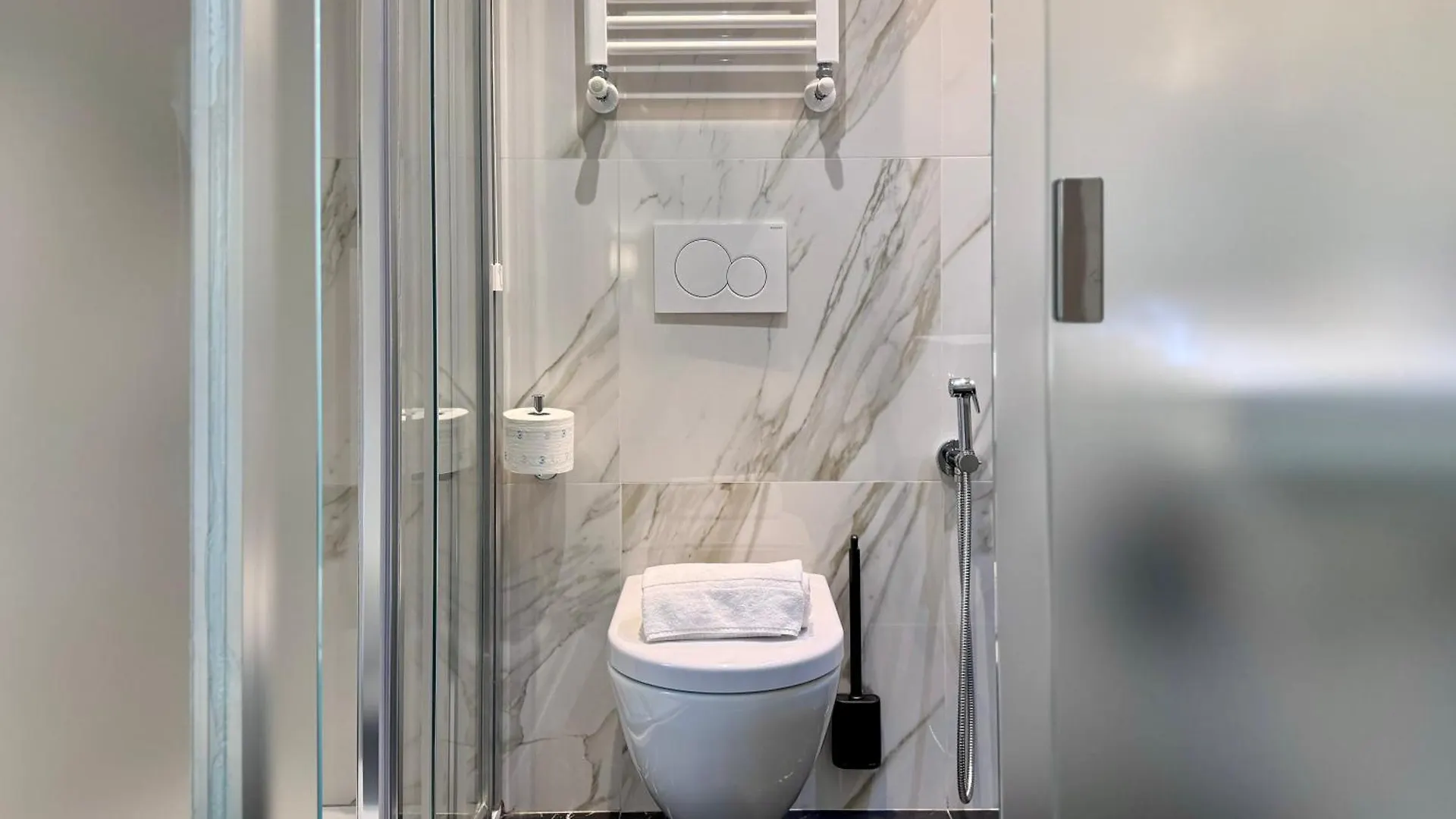 Room Roma Nazionale
