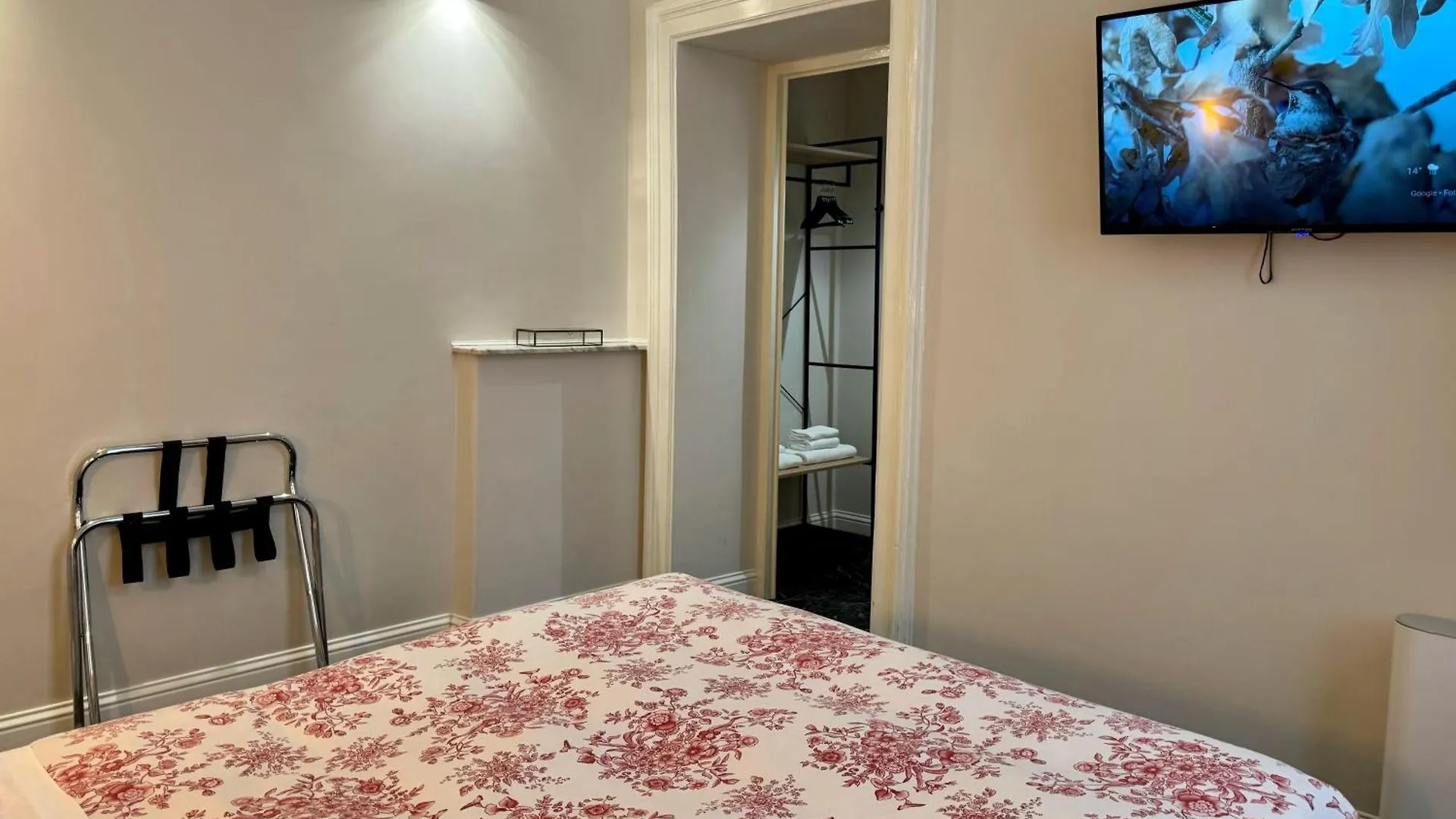 Konukevi Room Roma Nazionale İtalya