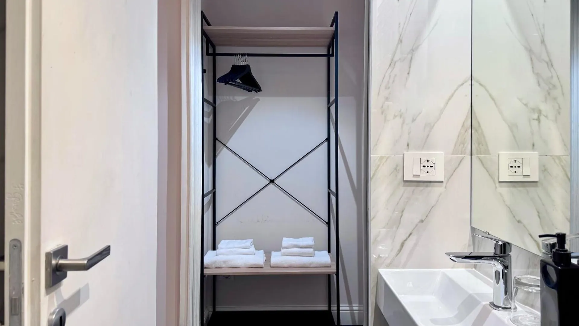 Affittacamere Room Roma Nazionale