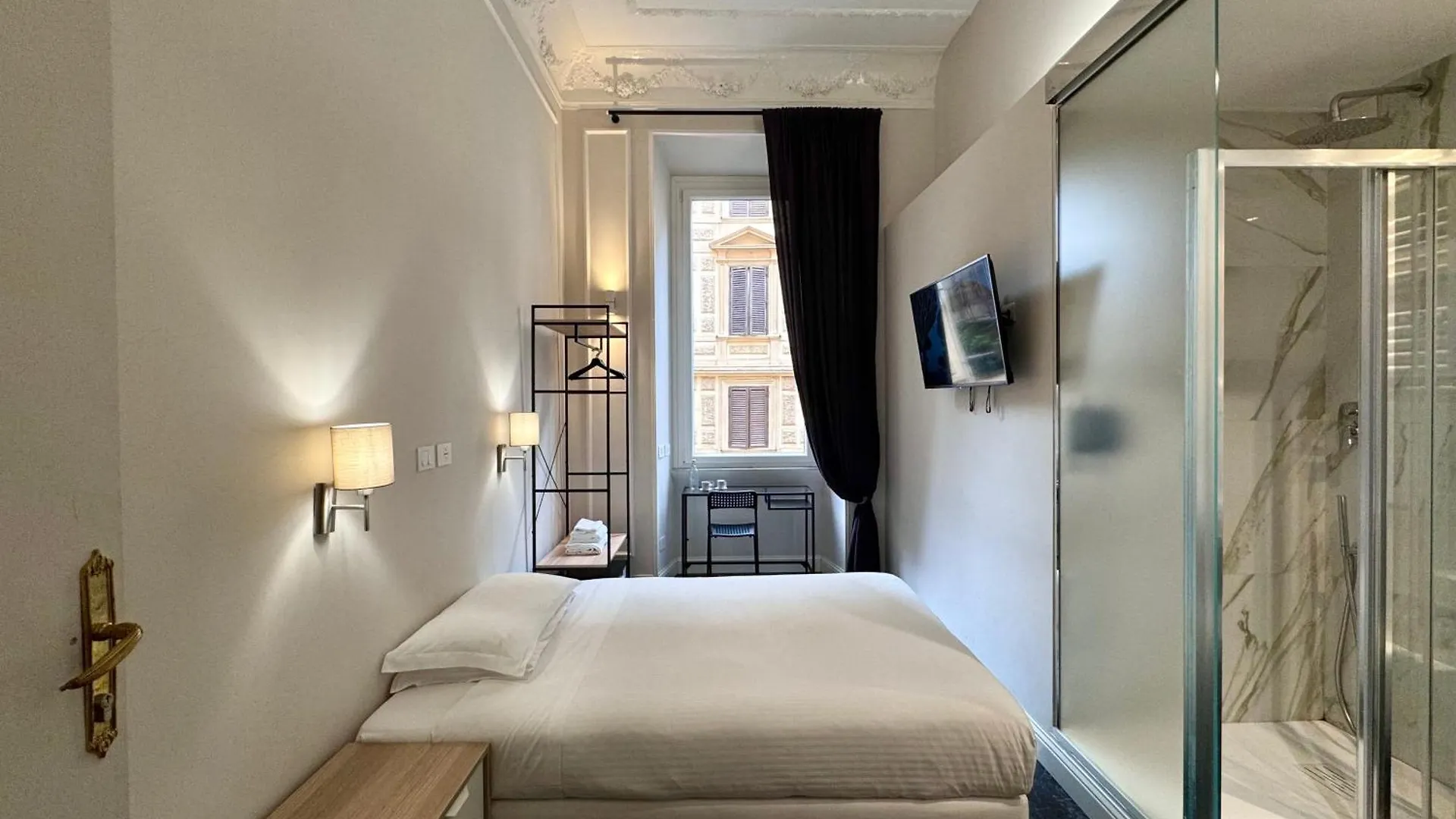 Affittacamere Room Roma Nazionale Italia