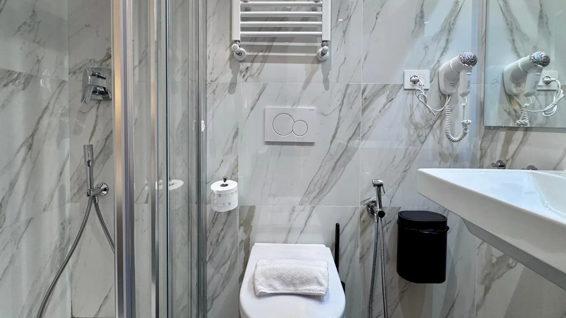 Room Roma Nazionale Affittacamere